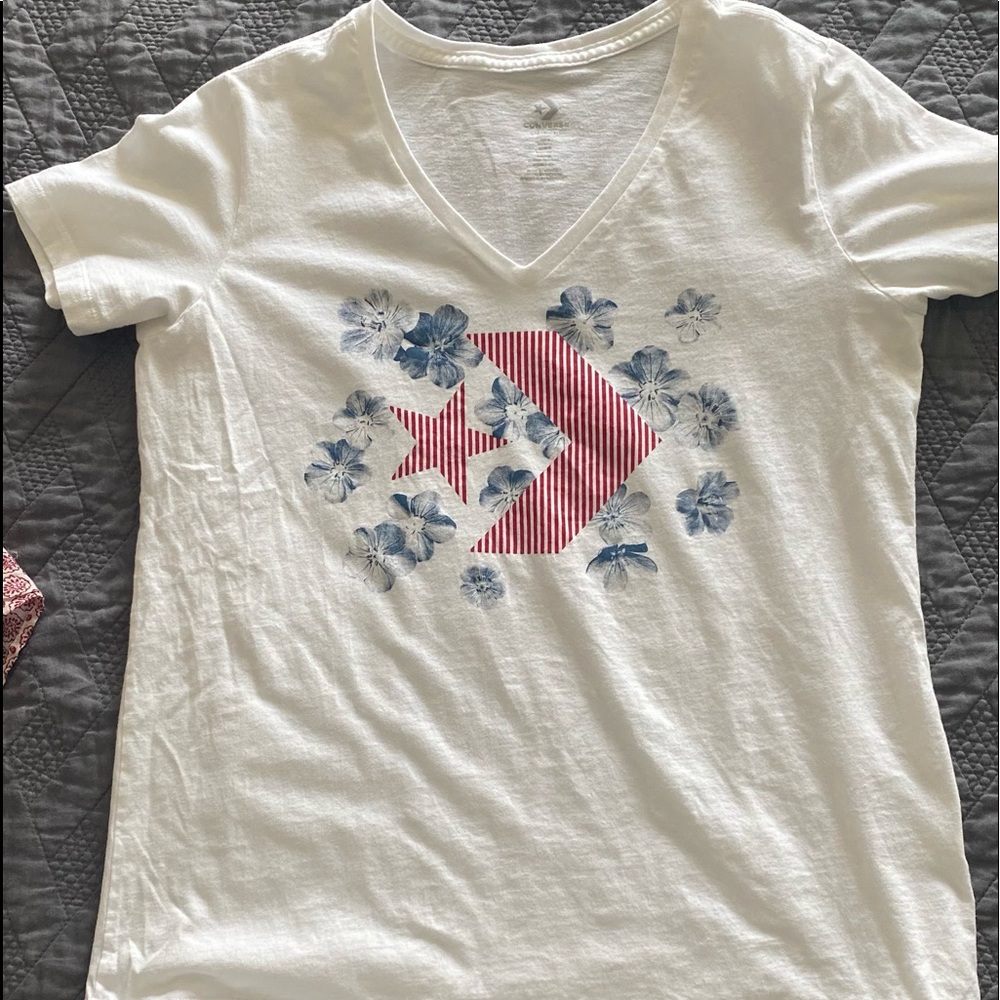 Converse T-shirt